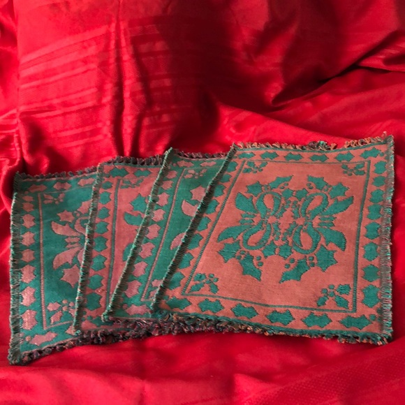 Vintage Reversible Placemats - Picture 1 of 6